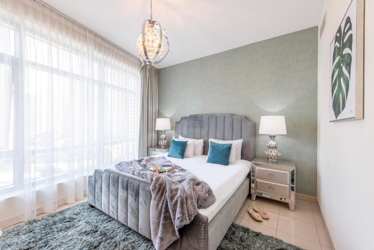 Nasma Luxury Stays - Pastel-Colored Apt With Jaw-Dropping Marina Views Dubai Esterno foto