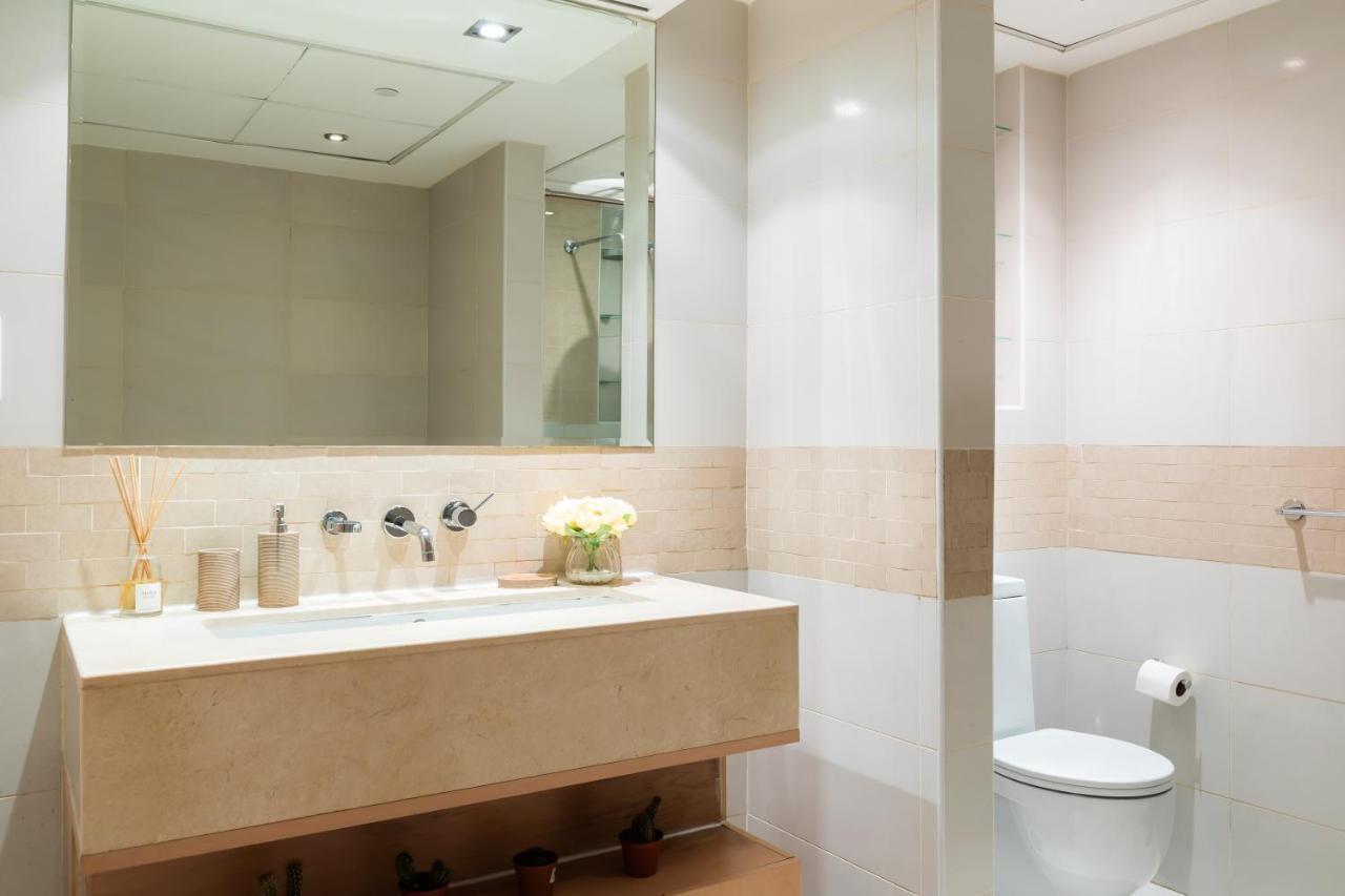 Nasma Luxury Stays - Pastel-Colored Apt With Jaw-Dropping Marina Views Dubai Esterno foto
