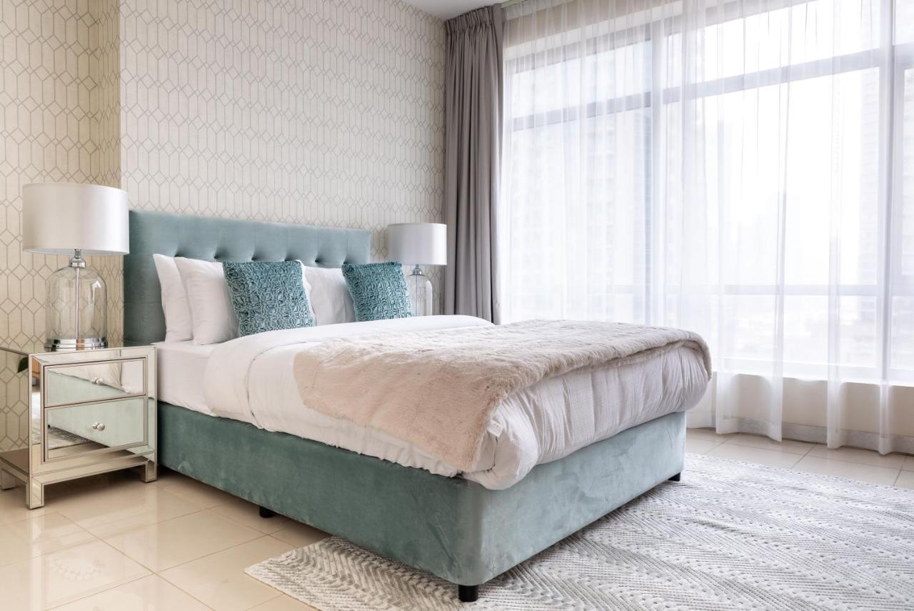 Nasma Luxury Stays - Pastel-Colored Apt With Jaw-Dropping Marina Views Dubai Esterno foto